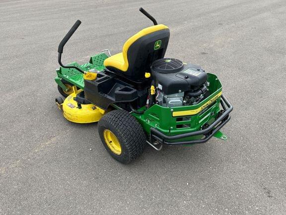 Image of John Deere Z335E equipment image 2