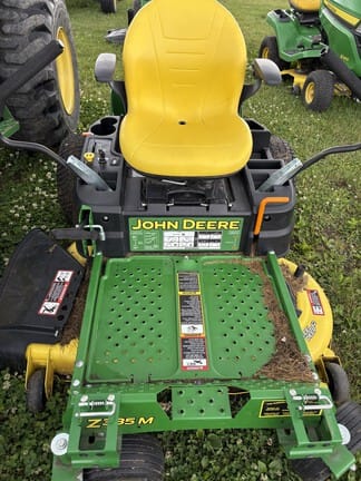 2019 John Deere Z335M Image