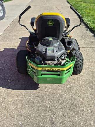 Image of John Deere Z345M equipment image 3