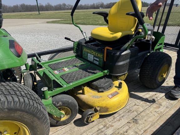 2019 John Deere Z345R Equipment Image0