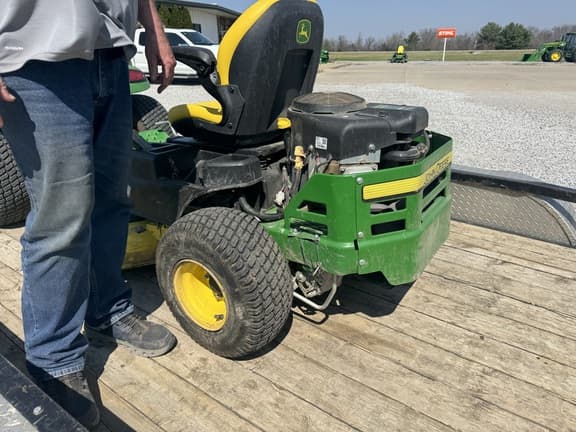 Image of John Deere Z345R equipment image 2