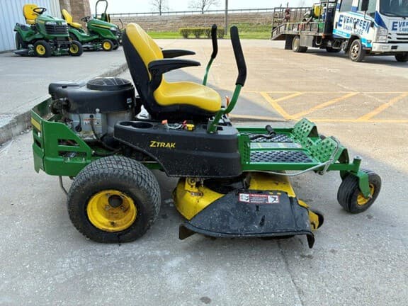 Image of John Deere Z345R equipment image 2