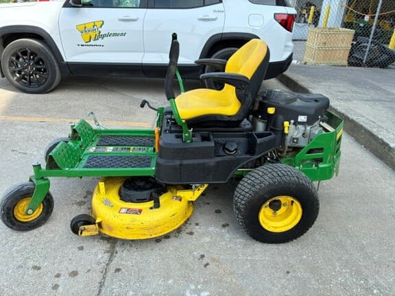 Image of John Deere Z345R equipment image 1