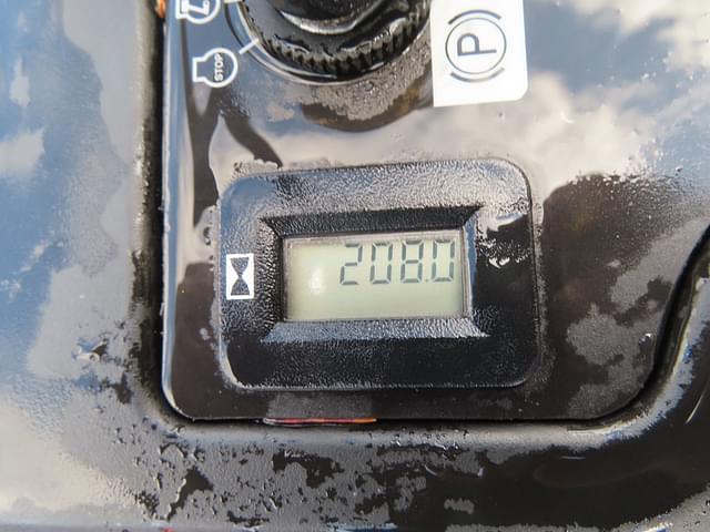 Image of John Deere Z345R equipment image 4