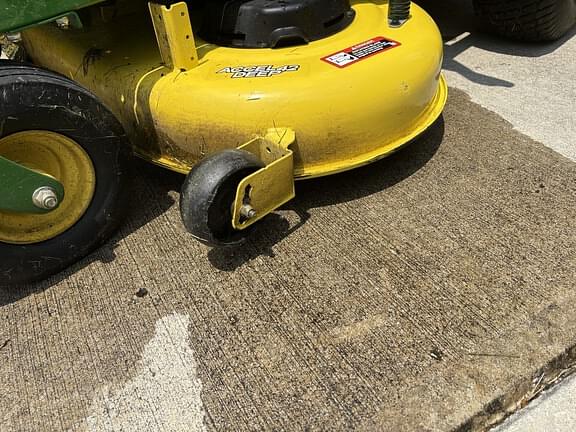 Image of John Deere Z345R equipment image 2
