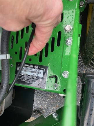 Image of John Deere Z355E equipment image 4