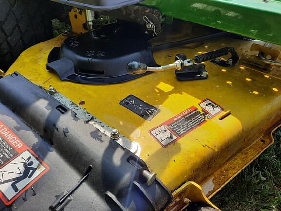 Image of John Deere Z525E equipment image 4