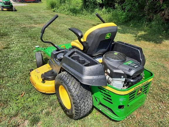 Image of John Deere Z525E equipment image 2