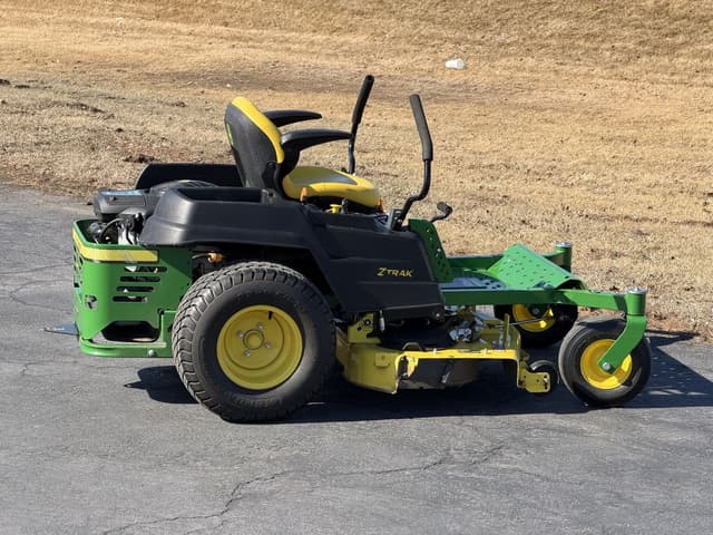 Image of John Deere Z525E equipment image 3