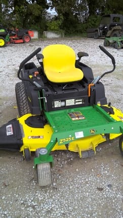 Main image John Deere Z525E