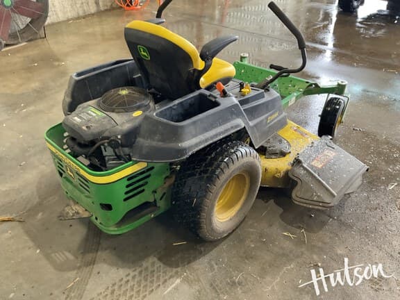 Image of John Deere Z525E equipment image 1