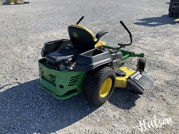 Image of John Deere Z525E equipment image 1