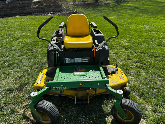 2019 John Deere Z535M Equipment Image0
