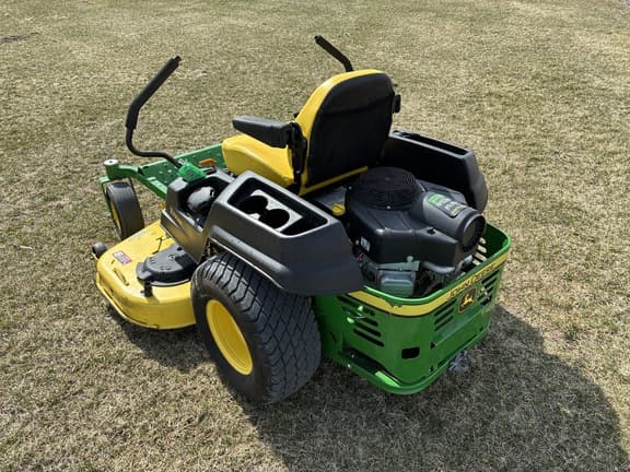 Image of John Deere Z535M equipment image 2