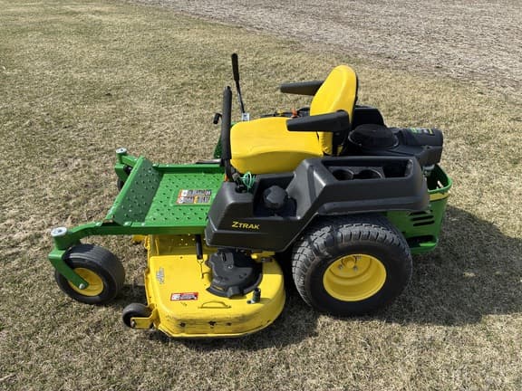 Image of John Deere Z535M equipment image 1