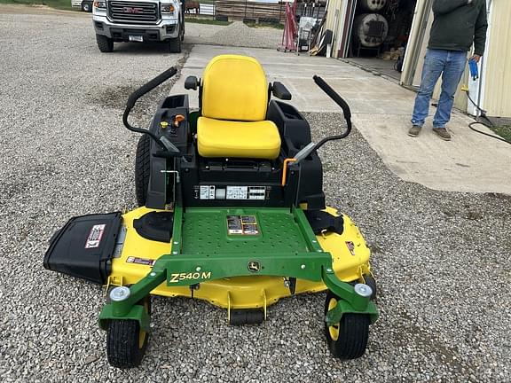 Image of John Deere Z540M equipment image 1
