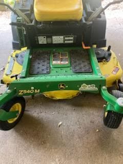 Image of John Deere Z540M equipment image 4