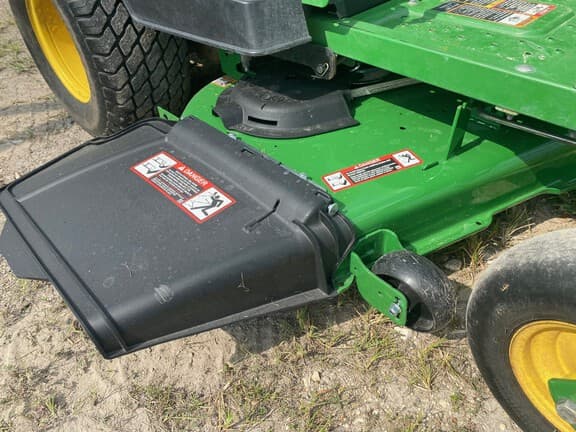 Image of John Deere Z540M equipment image 4