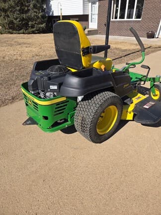 Image of John Deere Z540R equipment image 2