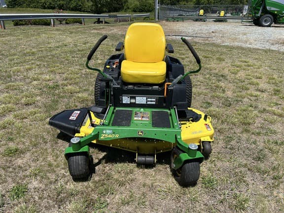 Image of John Deere Z540R equipment image 1