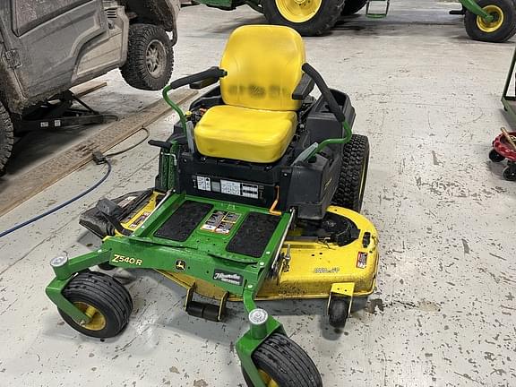 Image of John Deere Z540R equipment image 4