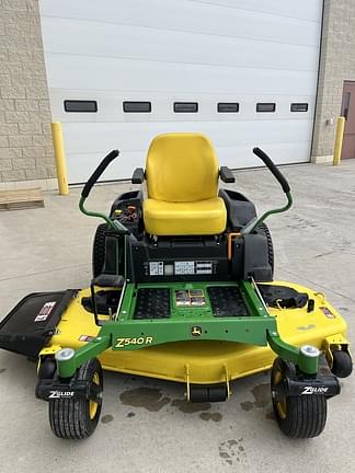 Image of John Deere Z540R equipment image 3