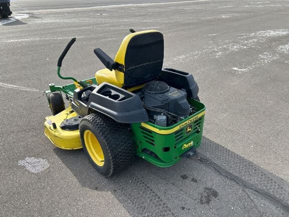Image of John Deere Z540R equipment image 2