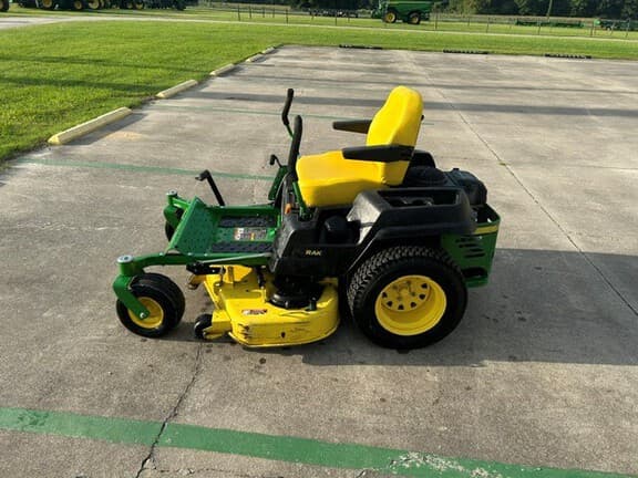 Image of John Deere Z540R equipment image 1