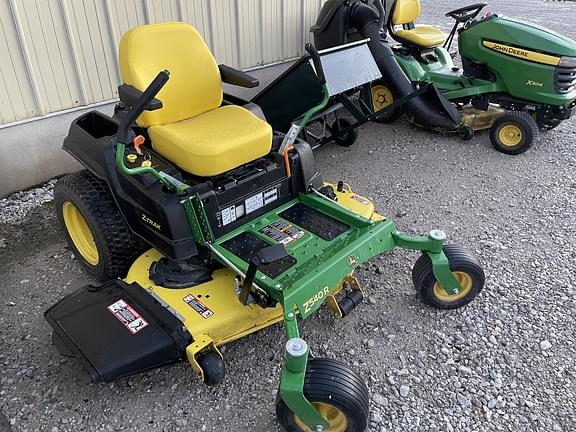 Image of John Deere Z540R equipment image 1