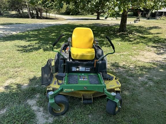 Image of John Deere Z540R equipment image 1