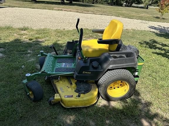 Image of John Deere Z540R equipment image 3