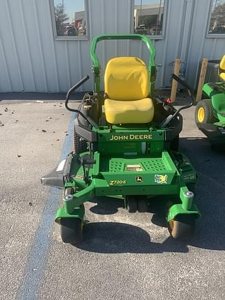 Image of John Deere Z720A equipment image 1