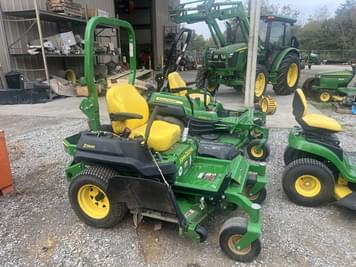 Main image John Deere Z720E