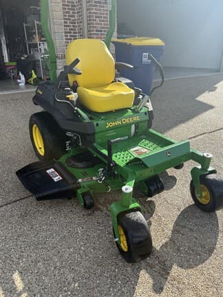 Image of John Deere Z720E equipment image 4