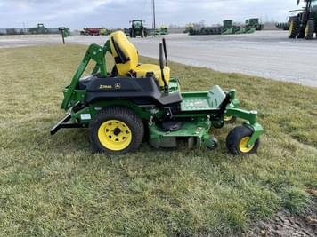 Main image John Deere Z720E