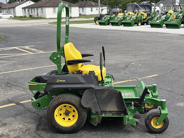 Image of John Deere Z720E equipment image 4