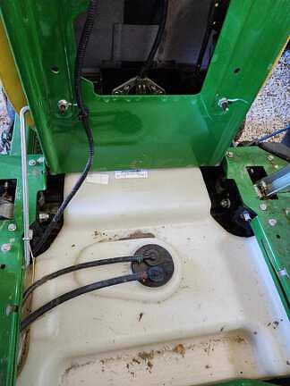 Image of John Deere Z720E equipment image 4