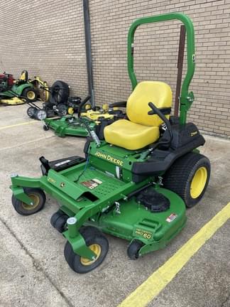 Image of John Deere Z735E equipment image 2