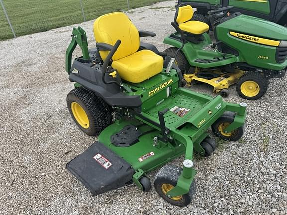 Image of John Deere Z735E equipment image 4