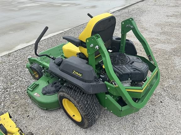 Image of John Deere Z735E equipment image 1