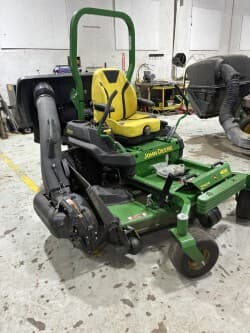 Image of John Deere Z740R equipment image 2