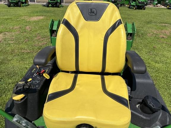 Image of John Deere Z740R equipment image 4