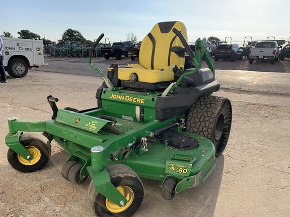 Main image John Deere Z740R