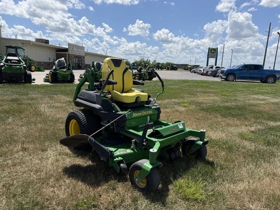 Image of John Deere Z740R equipment image 1