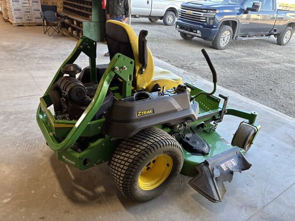 Image of John Deere Z740R equipment image 2