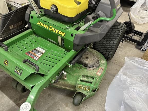 Image of John Deere Z740R equipment image 1