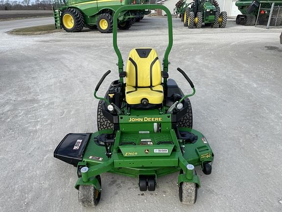 Image of John Deere Z740R equipment image 1