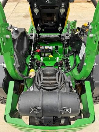 Image of John Deere Z915E equipment image 2