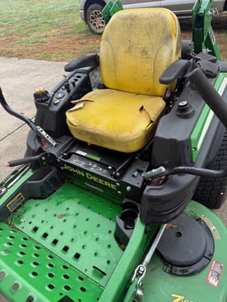 Image of John Deere Z915E equipment image 3
