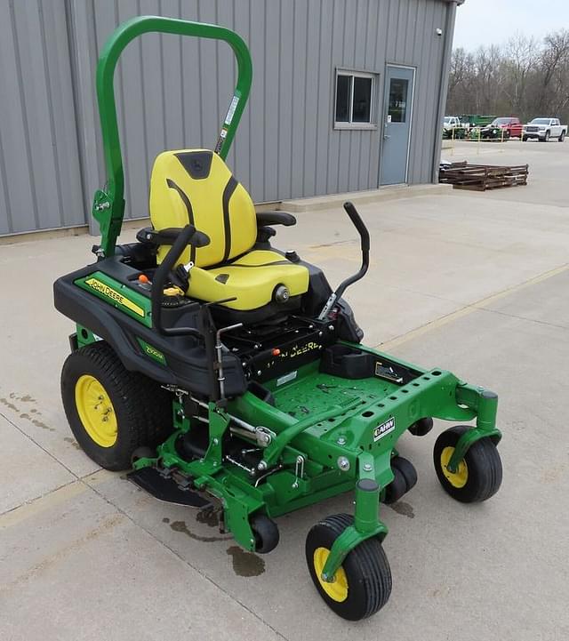 Image of John Deere Z920M equipment image 3